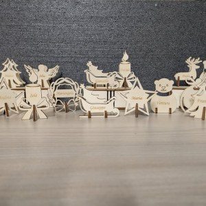 Segnaposto in legno incisi con i nomi